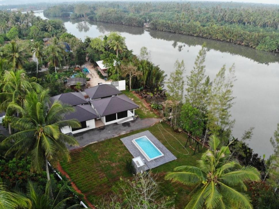 Suan Son Villa Koh Sa Nher สวนสนธิ์วิลล่า เกาะเสนอ Sha Сурат-Тхані Екстер'єр фото