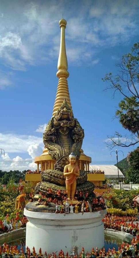 Suan Son Villa Koh Sa Nher สวนสนธิ์วิลล่า เกาะเสนอ Sha Сурат-Тхані Екстер'єр фото
