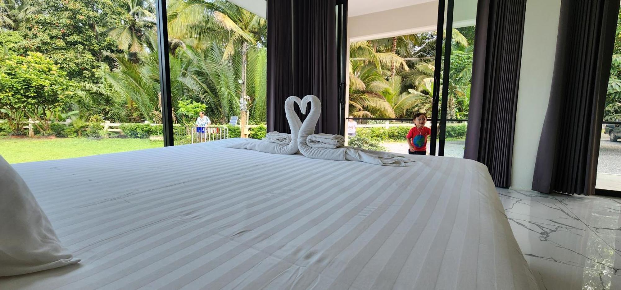 Suan Son Villa Koh Sa Nher สวนสนธิ์วิลล่า เกาะเสนอ Sha Сурат-Тхані Екстер'єр фото
